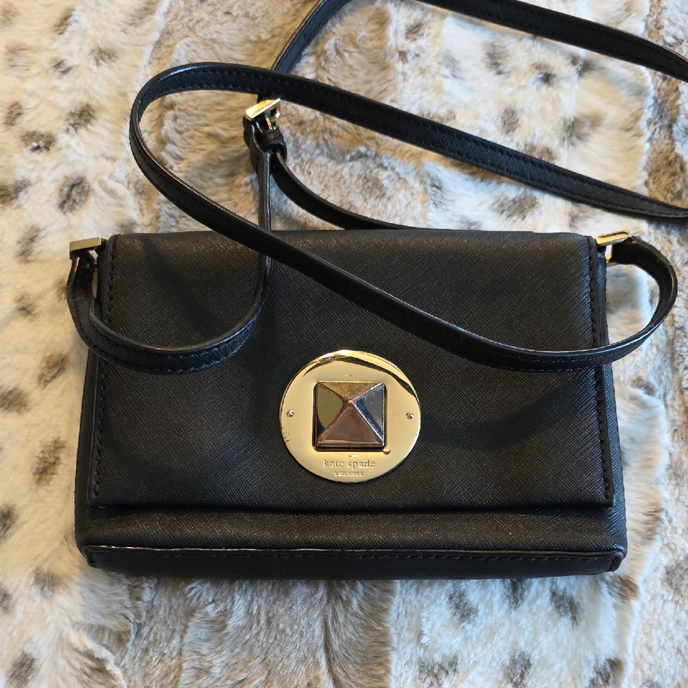 kate spade Newbury Lane Black Crossbody Wallet with Gold Accent Hardware